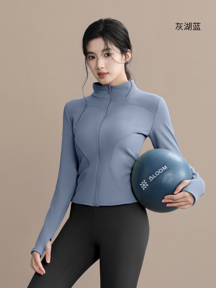 スポーツウェア レディース ボディラインきれいめジップアップ